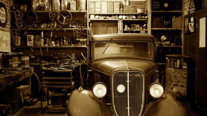 vitrine-ROQUEBRUNE SUR ARGENS-min_antique_auto_automobile_automotive_car_classic_equipment_fix-1169797